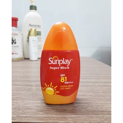 Kem chống nắng Sunplay Super Block SPF81 PA++++