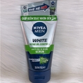 Sữa rửa mặt Nivea For Men White Active Oil Control Scrub